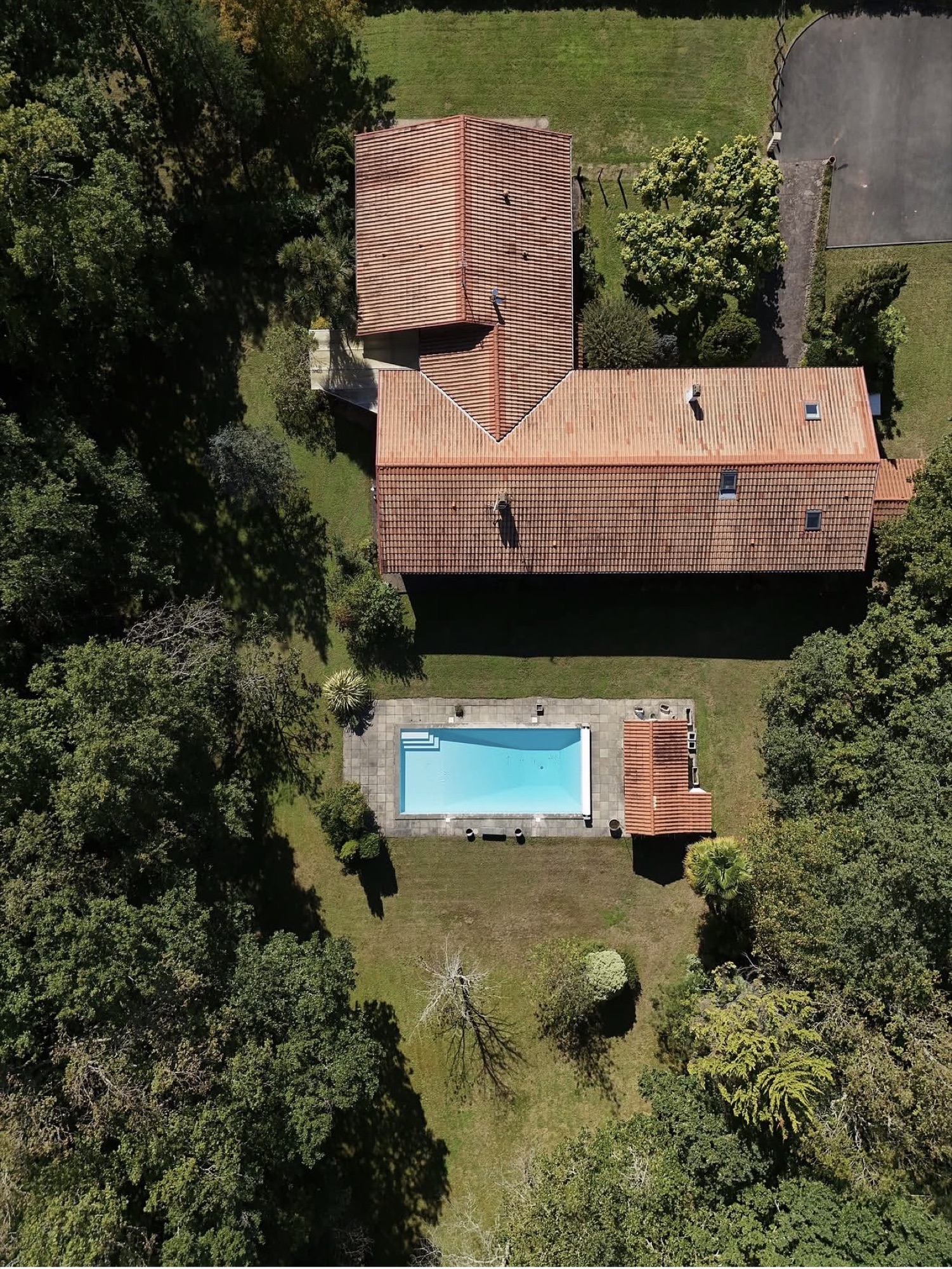 Vue aérienne d'un bien réalisée au drone certifié DGAC
